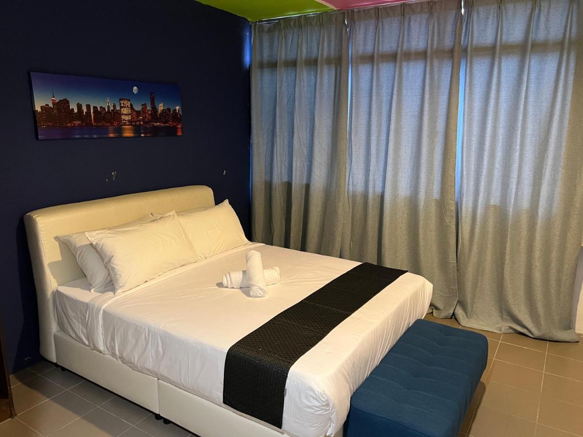 Cassia Inn Kuching Bagian luar foto
